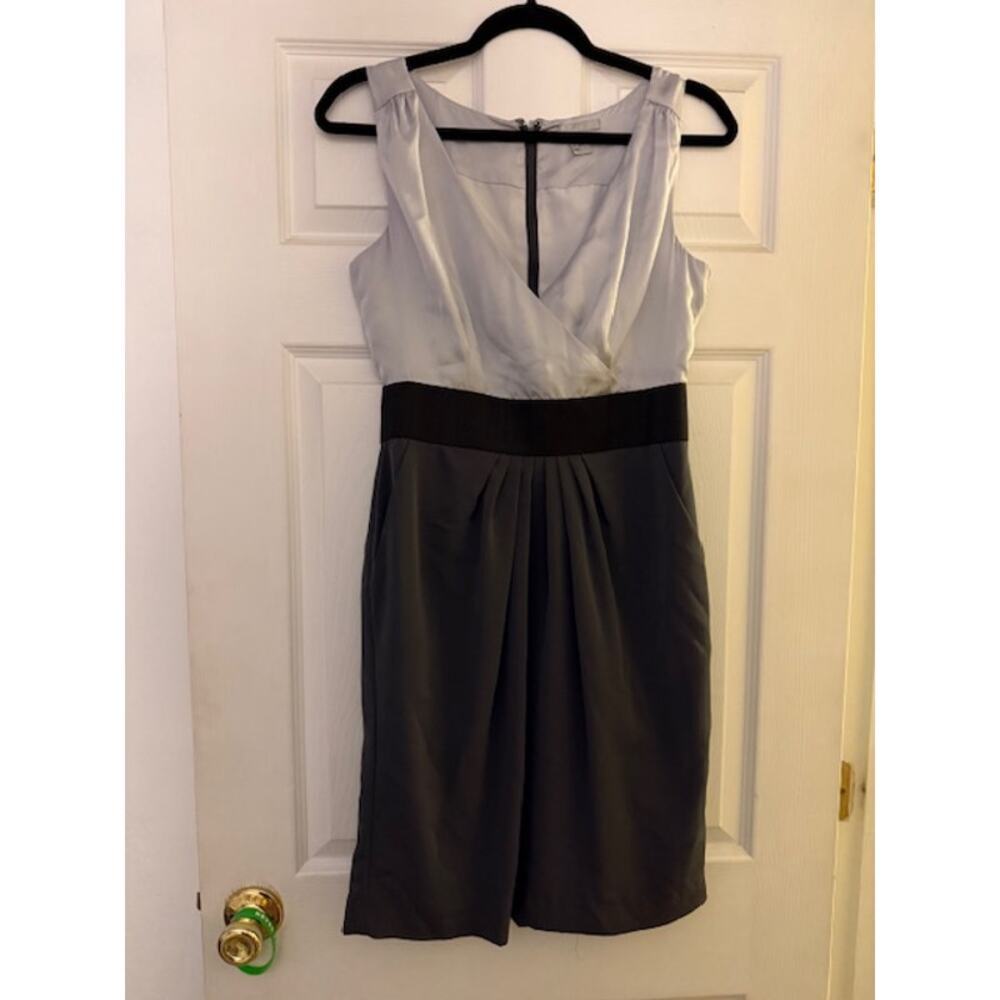 H&M V Neck Dress Size 8